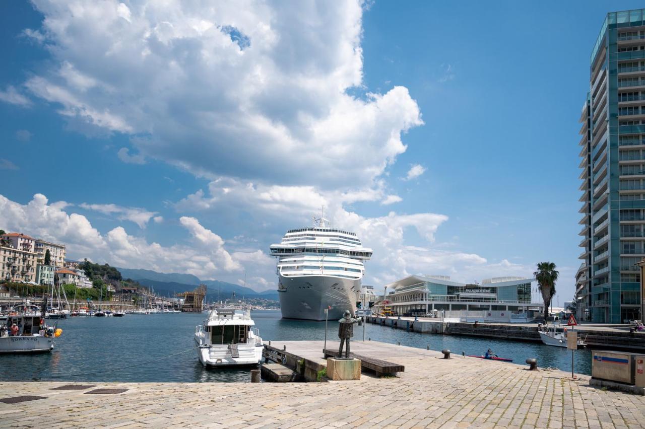 Luxury Savona Cruises At 1 Min Wifi - Free Park Lejlighed Eksteriør billede